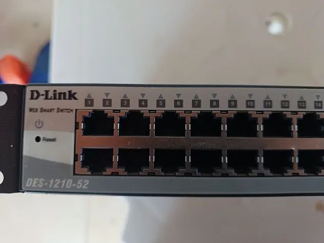 Switch D-link - DES1210-52 - Foto 2