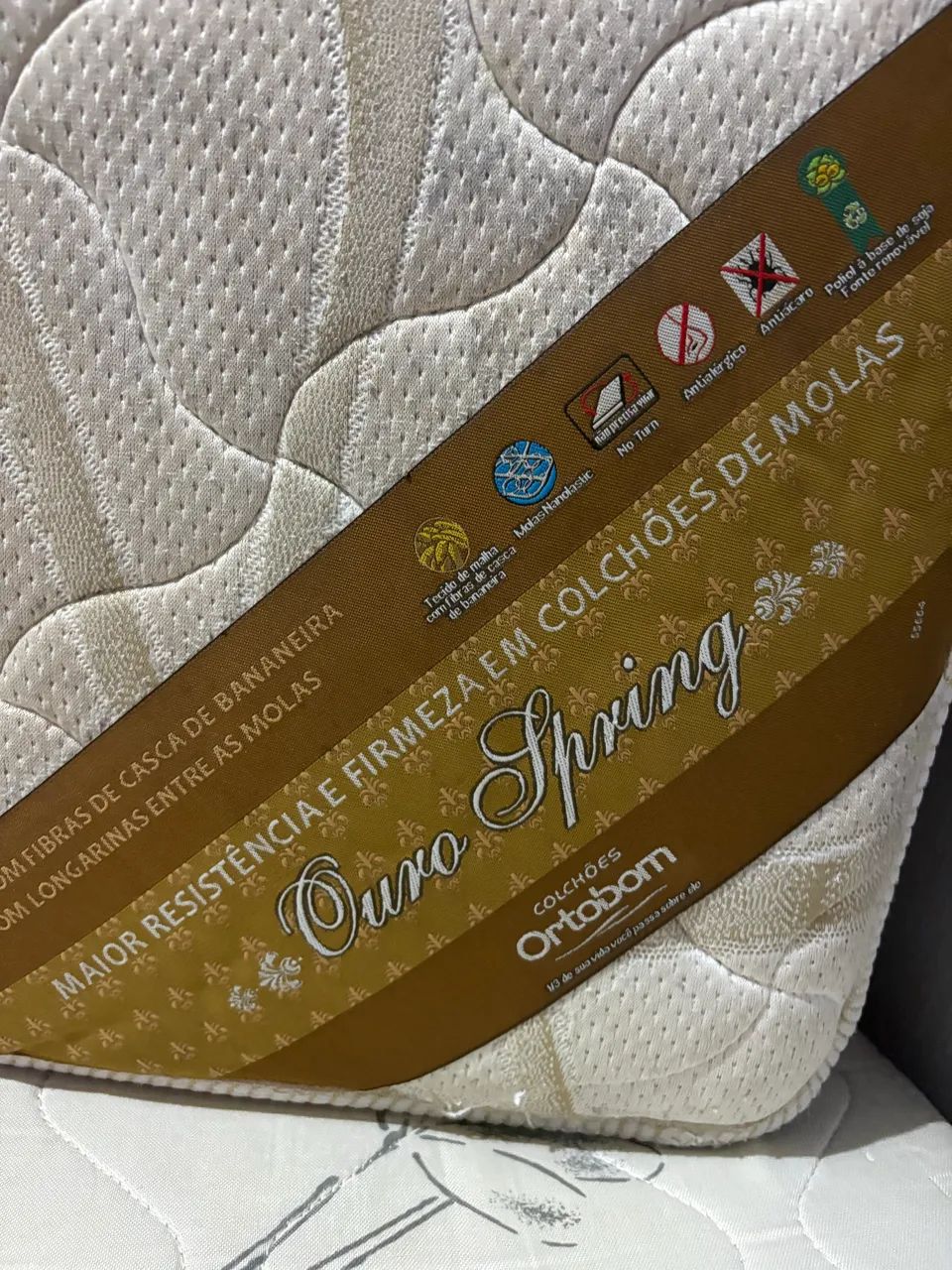 Cama de Casal (Box) com Colchão Ortobom - Confortável e Conservada - Foto 2