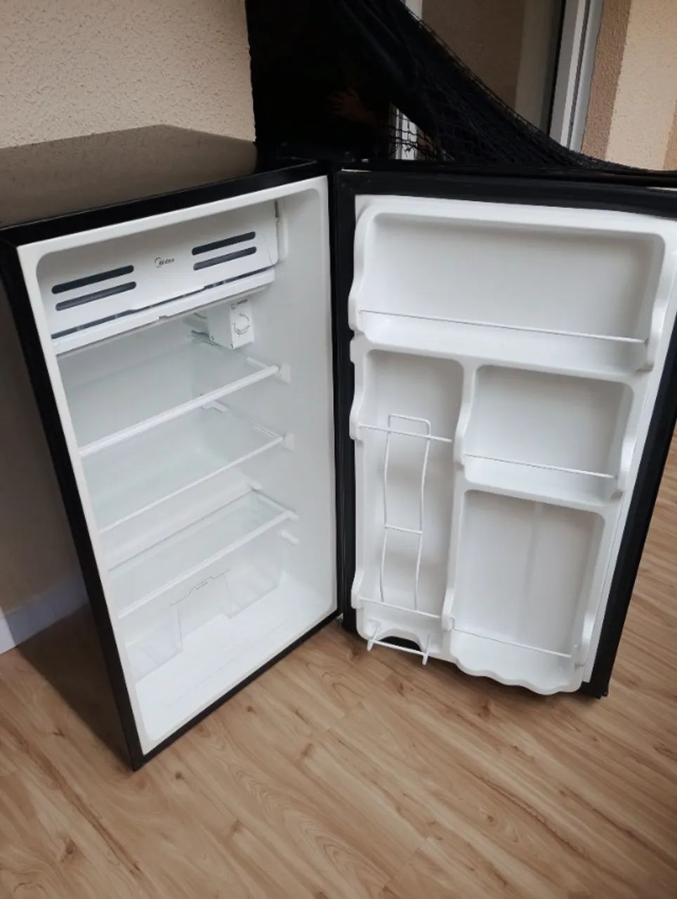 Frigobar Midea 92 l - Foto 5