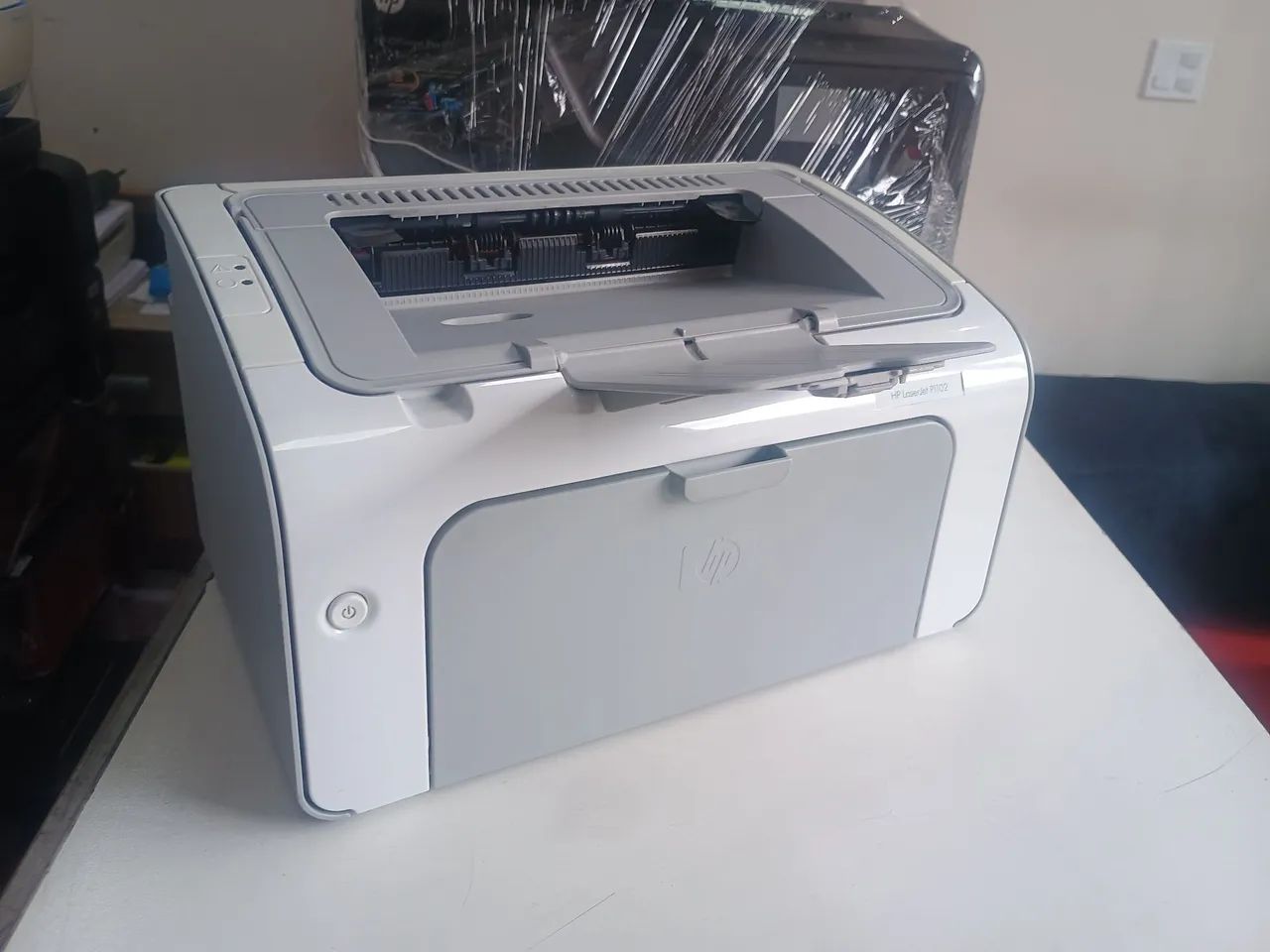 Hp p1102 laser com toner novo