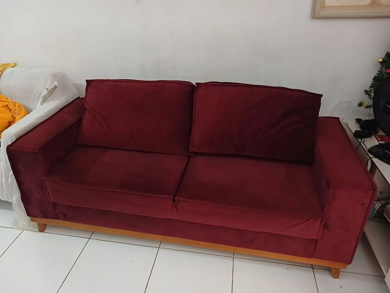 Sofá  03 lugares + 02 poltronas