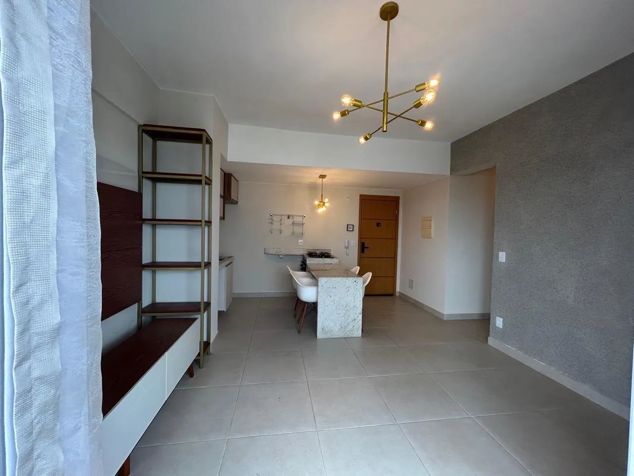 Ed Unique Studio, Semi-mobiliado à venda com 2/4, 70m2, andar alto  - Foto 3
