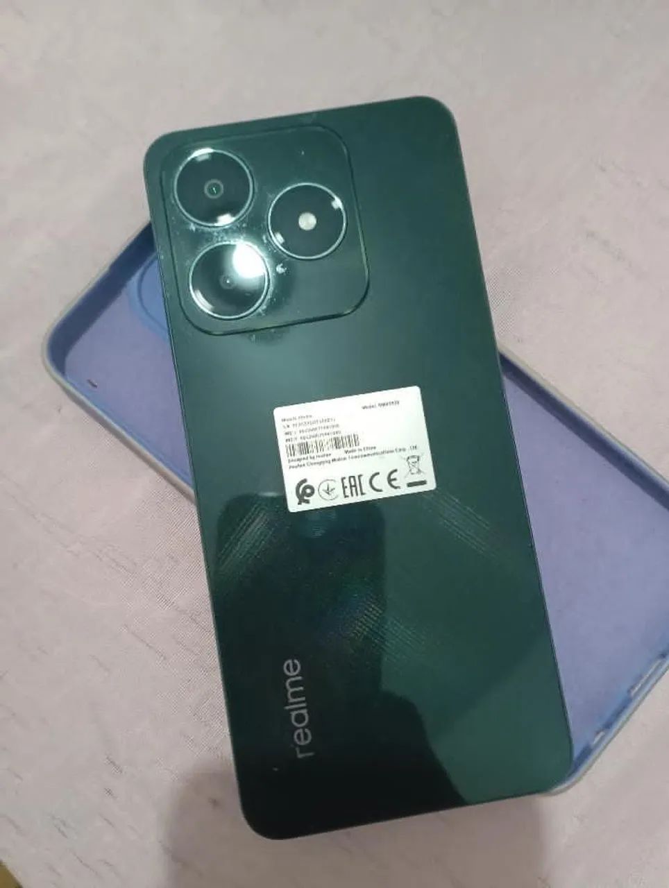 Vendo celular realme c61 