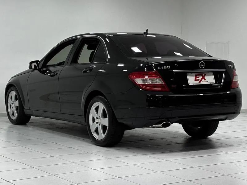 Mercedes-Benz C-180 CGI Classic 1.8 16V 156cv Aut. 2011 - Foto 4