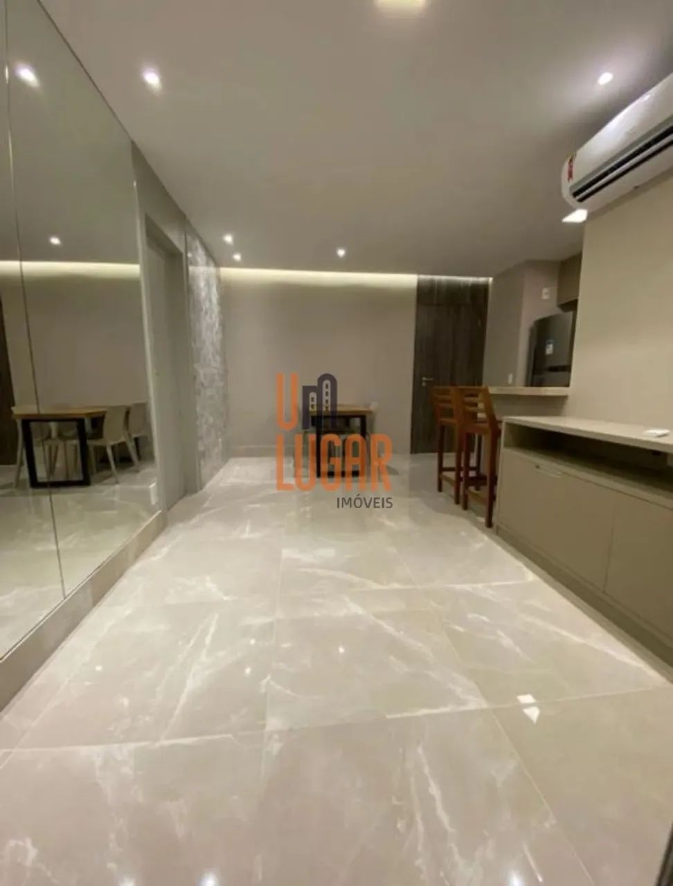 Um Lugar Imóveis aluga apartamento mobiliado com 1 quarto sendo 1 suíte no Edifício Mandar - Foto 2