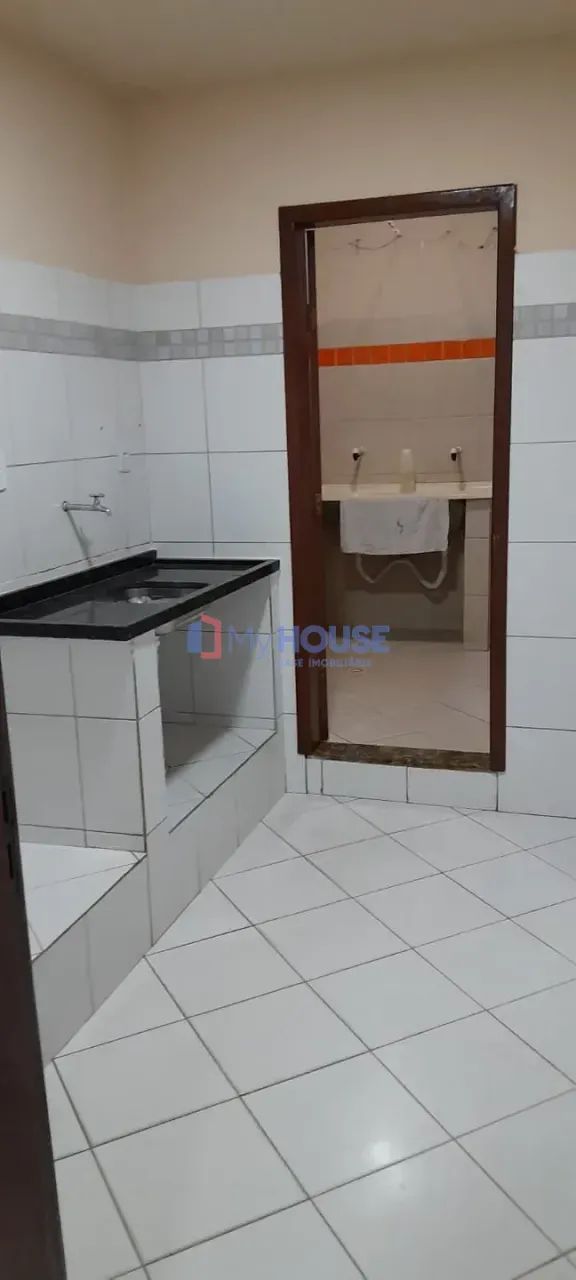 Locação no Centro: Apartamento 1 Quarto Próximo ao Comércio e Serviços