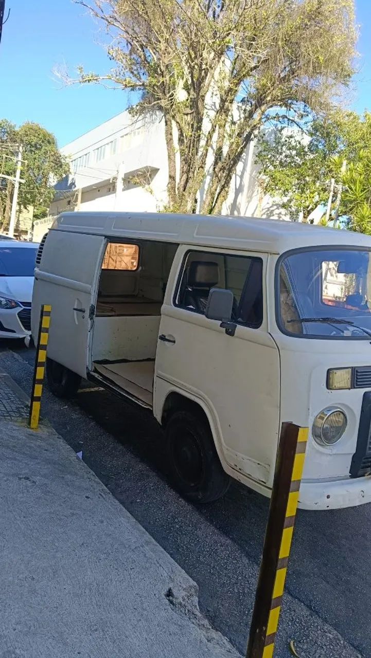 Fretes e mudança Kombi 