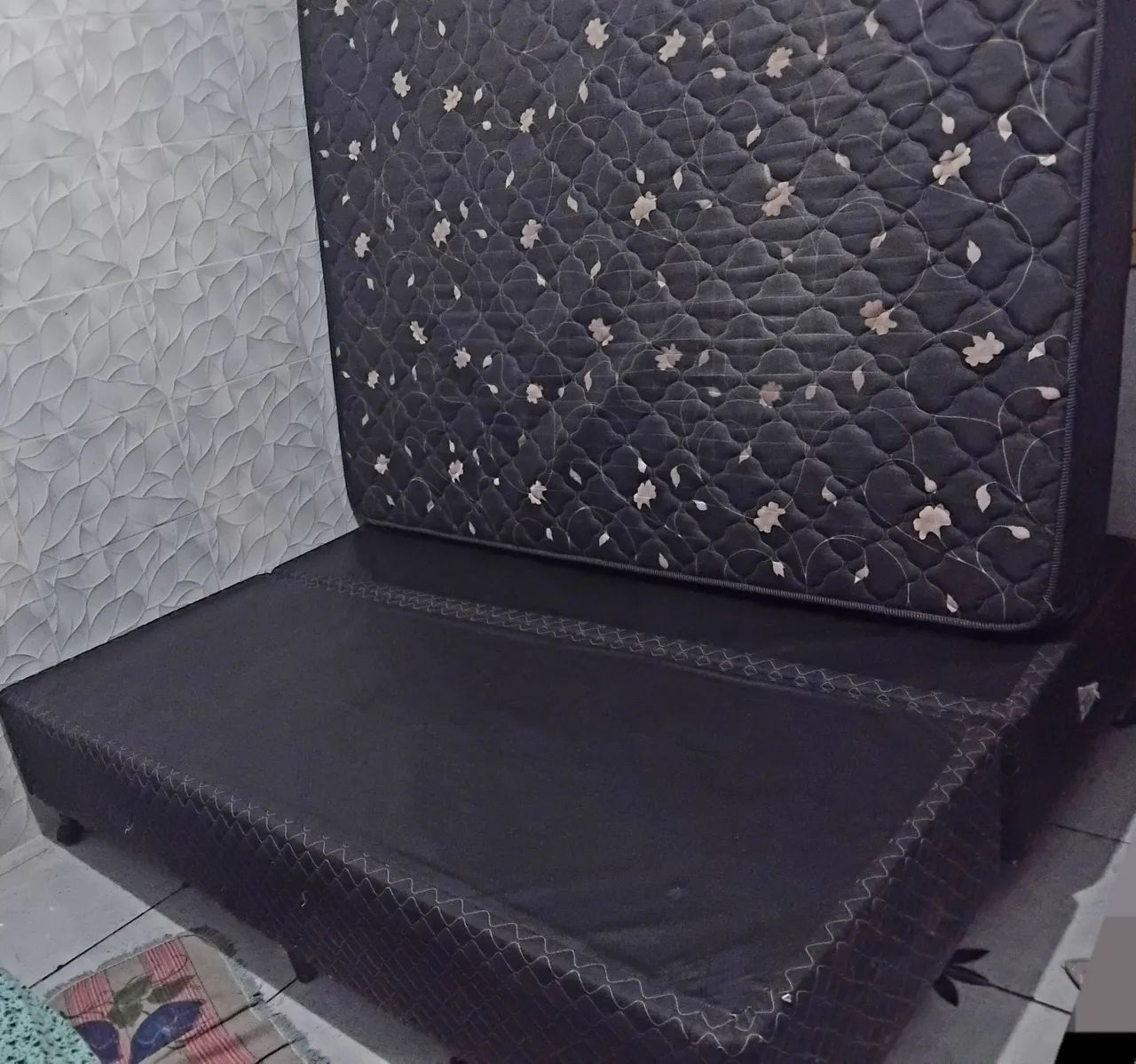 Cama box casal tamanho quem com colchão de espuma  - Foto 3