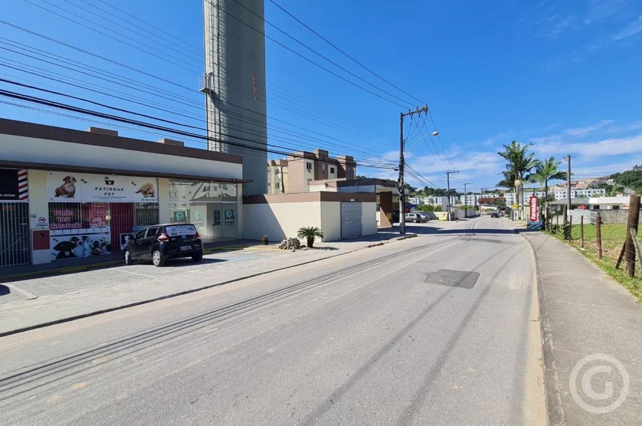 Loja em Biguaçu: espaço ideal para seu negócio prosperar - Foto 3