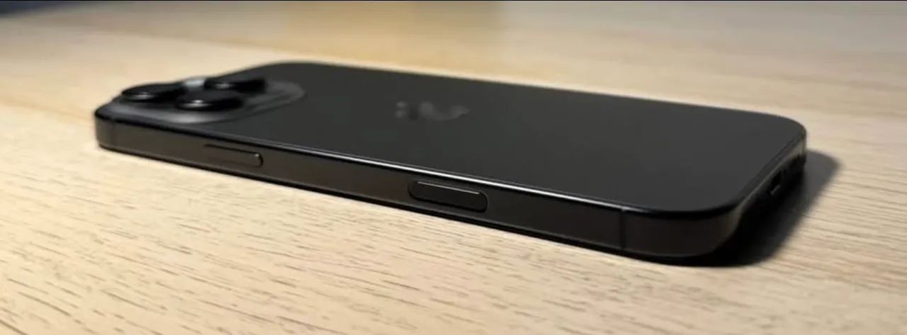 iPhone 16 pro Max 256gb  - Foto 3