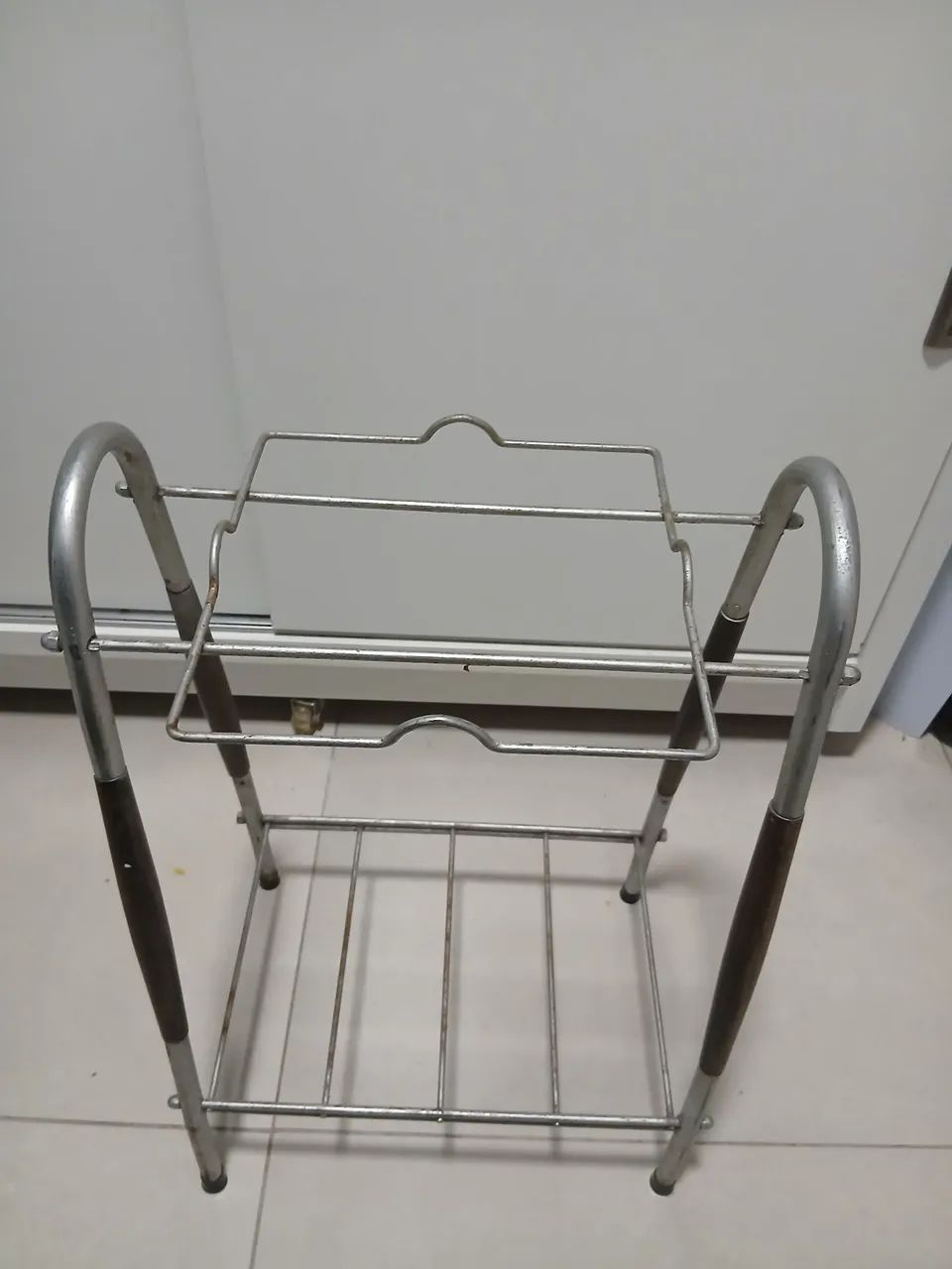 Mesinha retro multiuso anos 70/80 - Foto 3