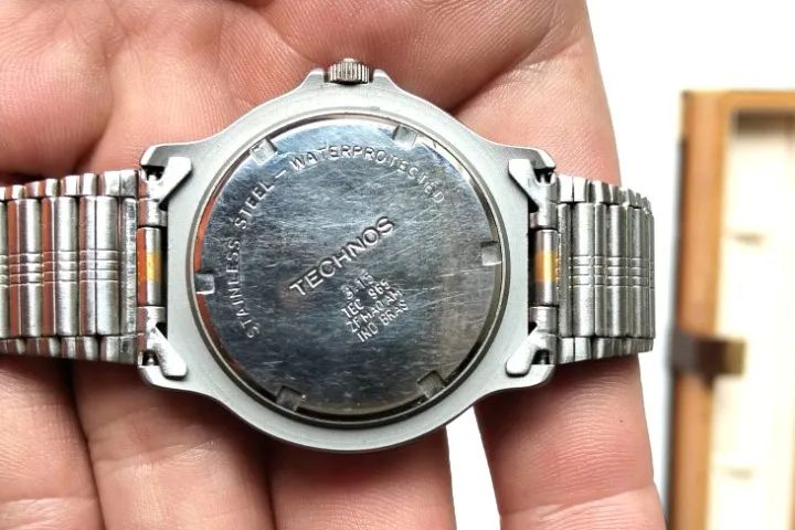 Relógio de Pulso Technos (Linha Skydiver) - Com Estojo de Madeira Original - Usado  - Foto 5