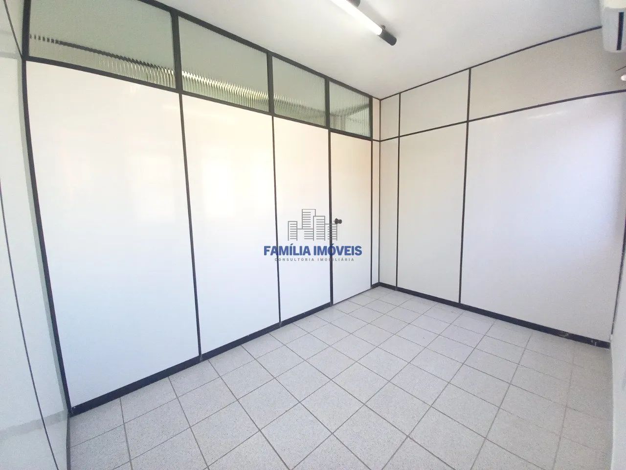 Alugar sala comercial Executive Tower Gonzaga Santos SP - Foto 9
