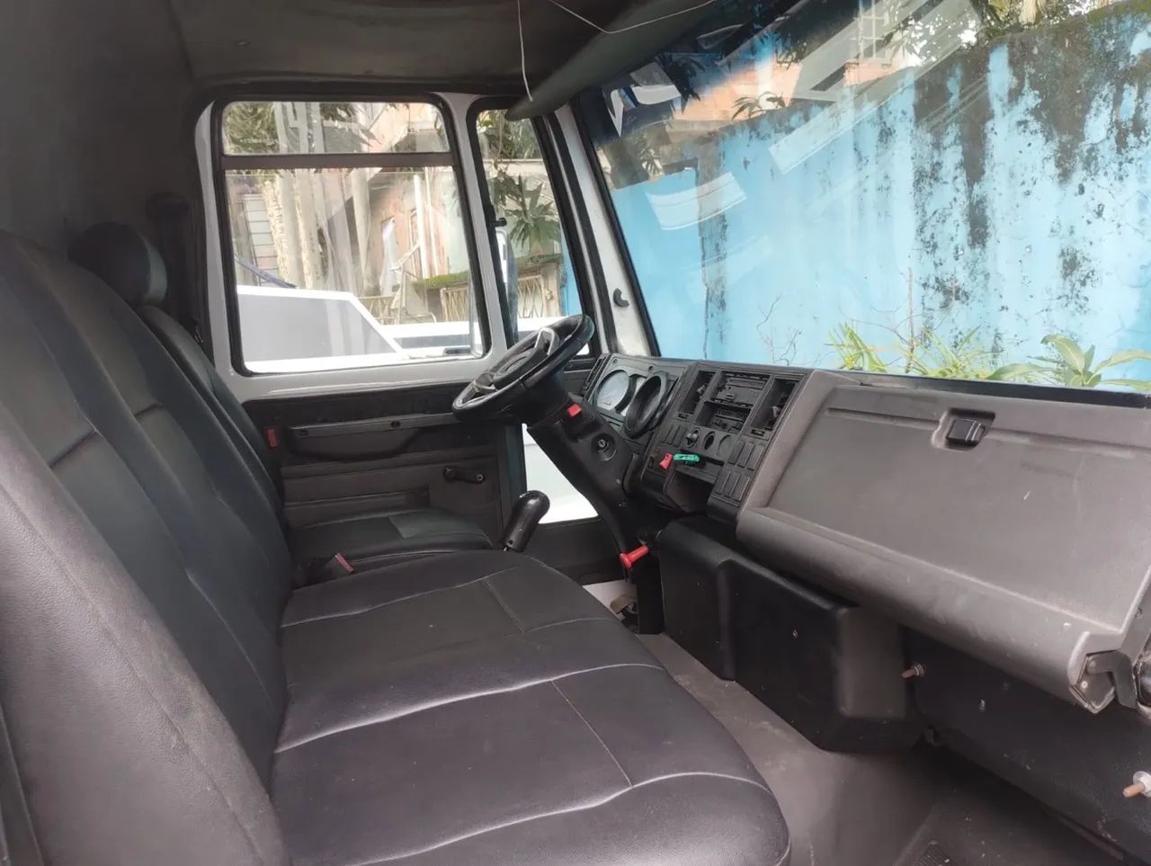 FORD CARGO 712 ANO 2012 - Foto 4