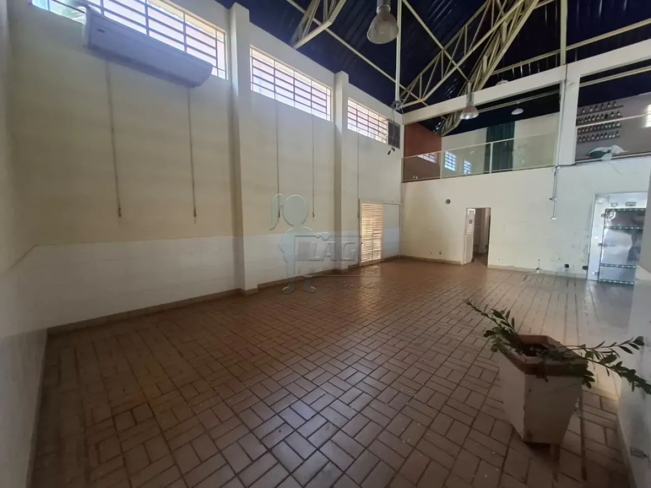 Casa comercial de 450m² com salão para locação - Nova Aliança - Foto 4
