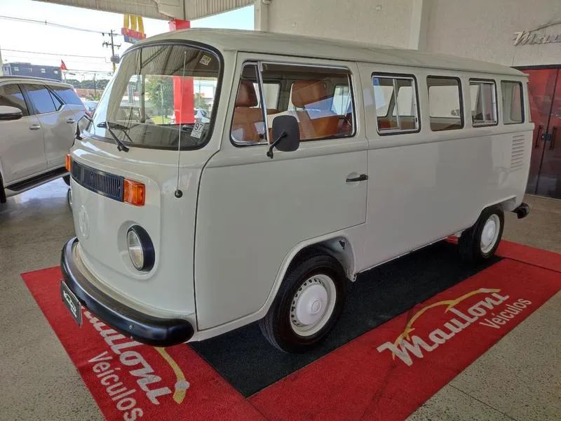 Volkswagen Kombi 1.6 8v Gasolina Mec. 1986