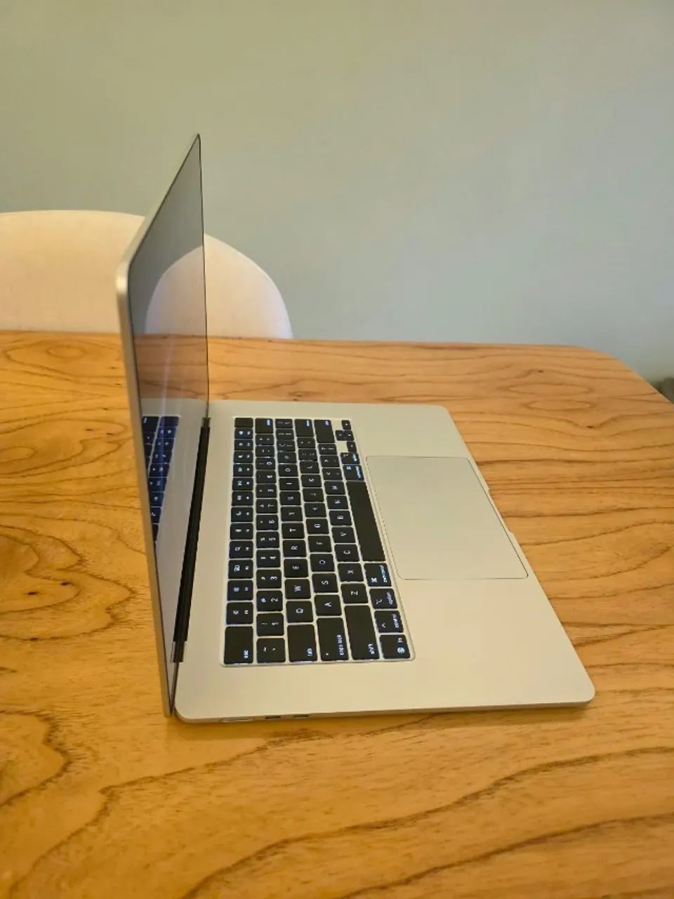 MacBook Air 15 polegadas M4 16GB de ram e 256SSD - Notebooks