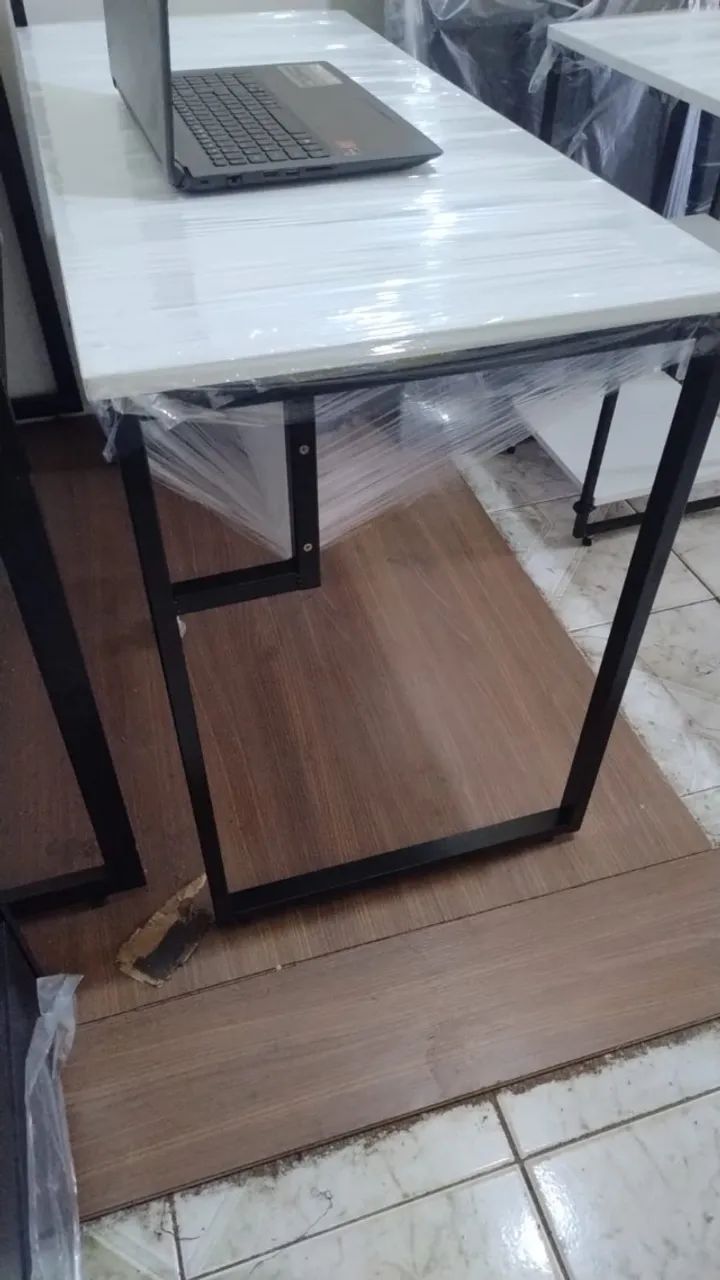 Escrivaninha REFORÇADA NOVA 1,1m Mesa Industrial Multiuso Computador Notebook Estudo Birô - Foto 3