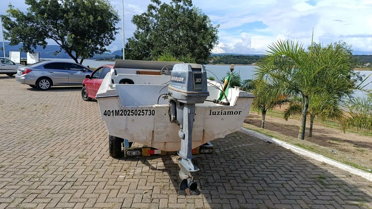Lancha com instalação nova - Foto 4