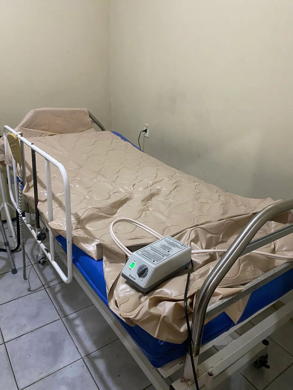 Cama hospitalar - Foto 2