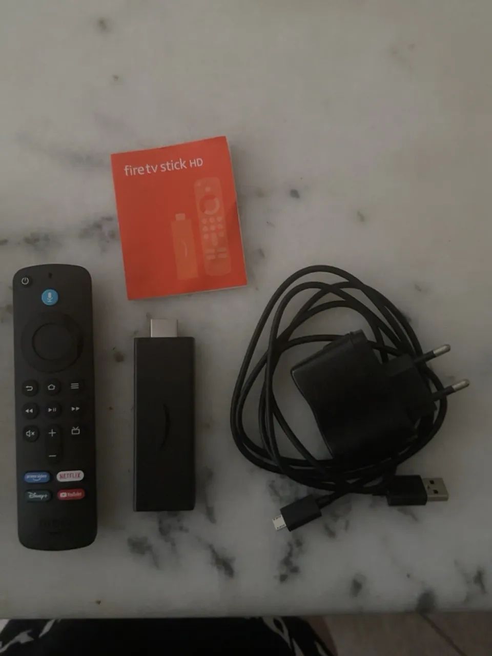 Amazon Fire TV Stick HD 8GB - Completo, na caixa - Foto 3