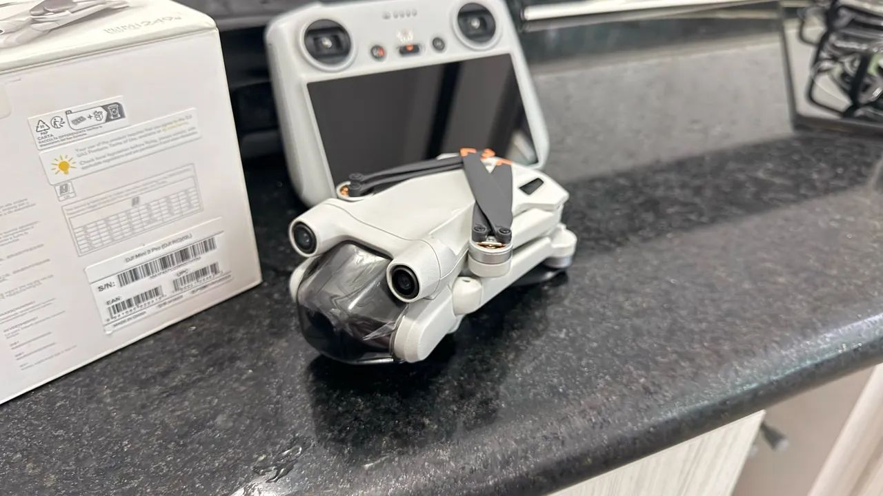 Drone DJI Mini 3 Pro RC1 com tela