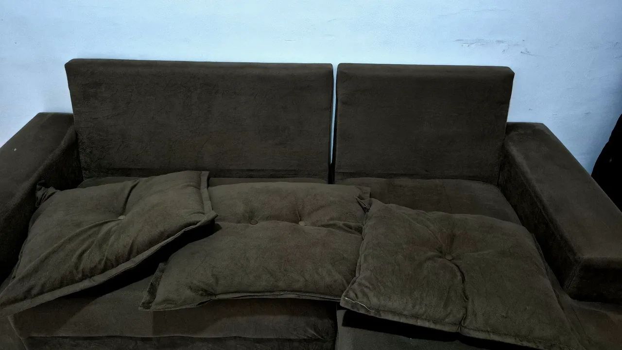 Vendo sofá 3 lugares com chaise - Foto 4