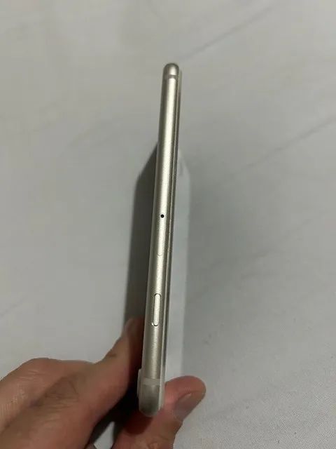 IPHONE 8 BRANCO IMPECÁVEL - ÚNICO DONO - NA CAIXA E NOTA FISCAL - Foto 5