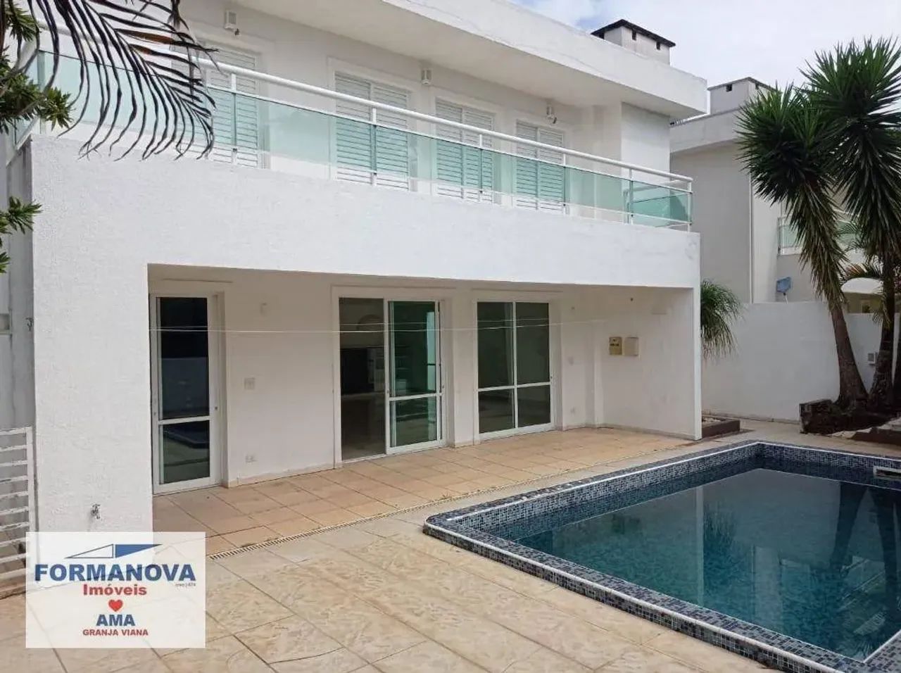 Casa com 3 suítes, piscina e uma fantástica Vista à VENDA na Granja Viana - Foto 9