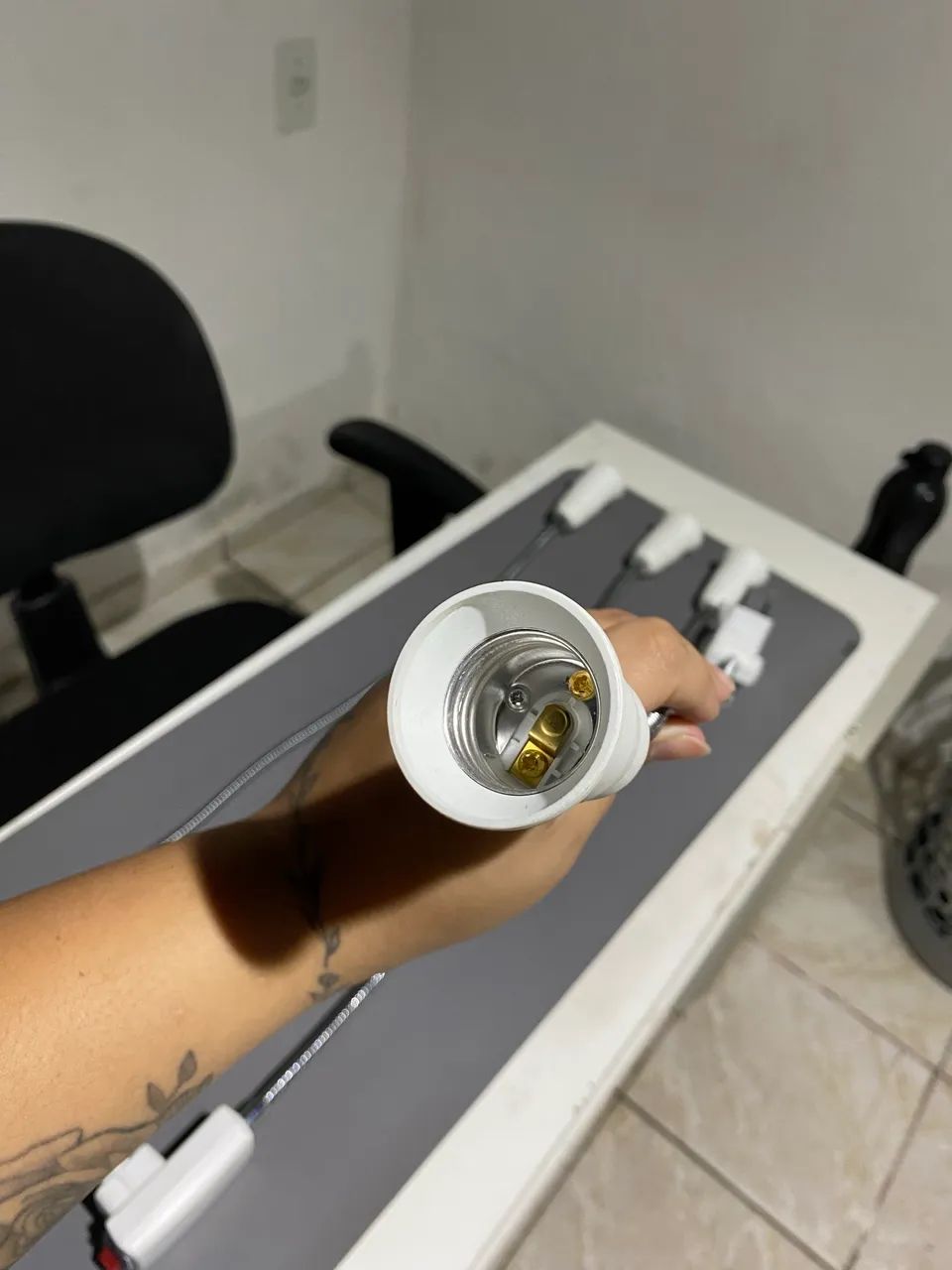 Adaptador de Lâmpada Soquete  - Foto 2