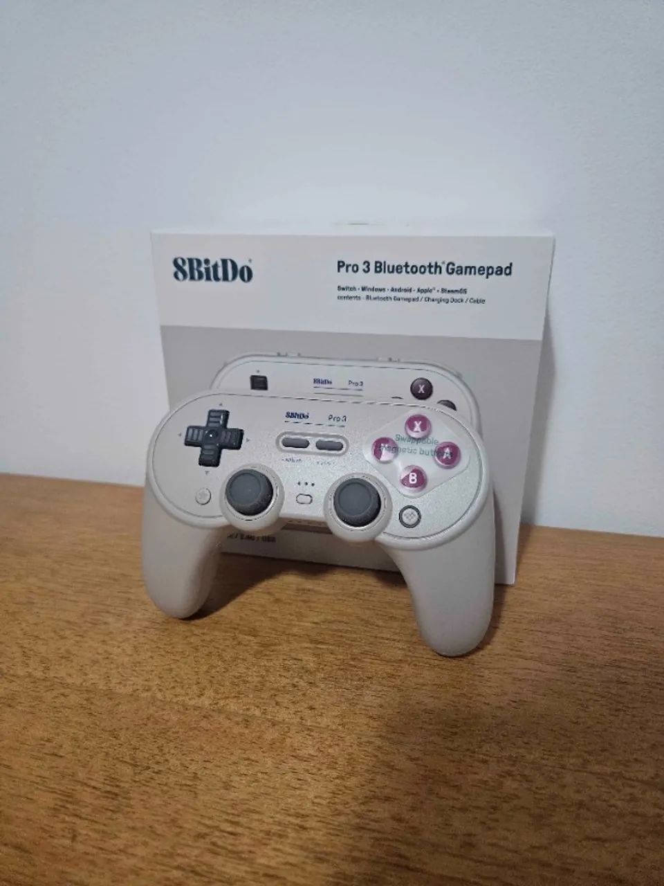 Controle 8BitDo Pro 3 com Dock, TMR e Hall Effect - PC, Switch e Android (NOVO) - Foto 3