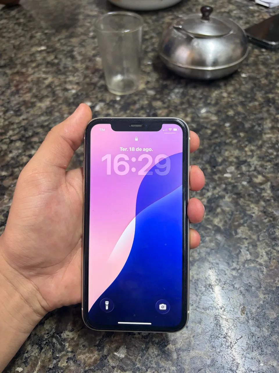 iPhone 11 64g branco - Foto 3