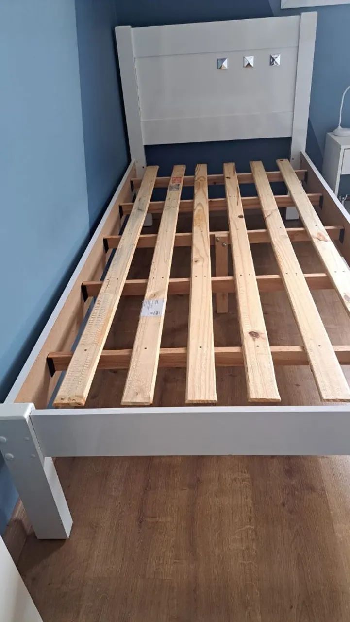 Cama de solteiro 
