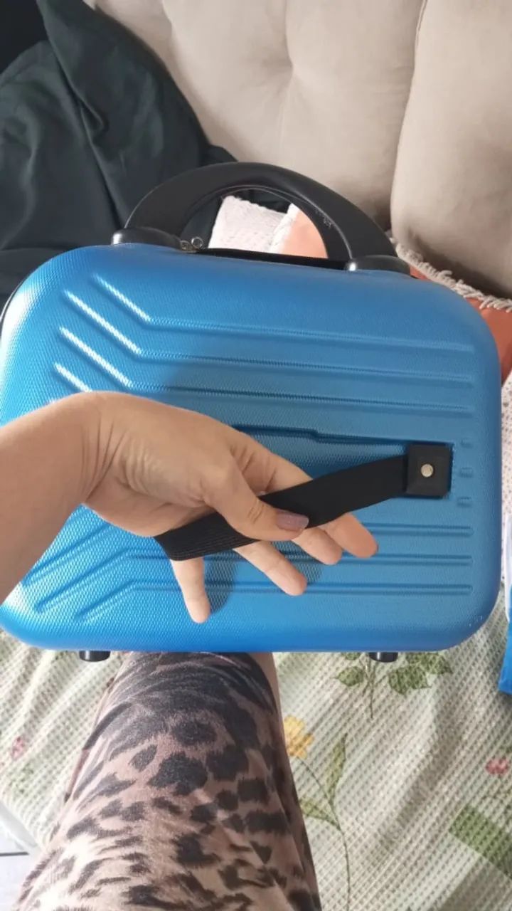 Frasqueira bagagem de mão em ABS Arara Dourada - Foto 2