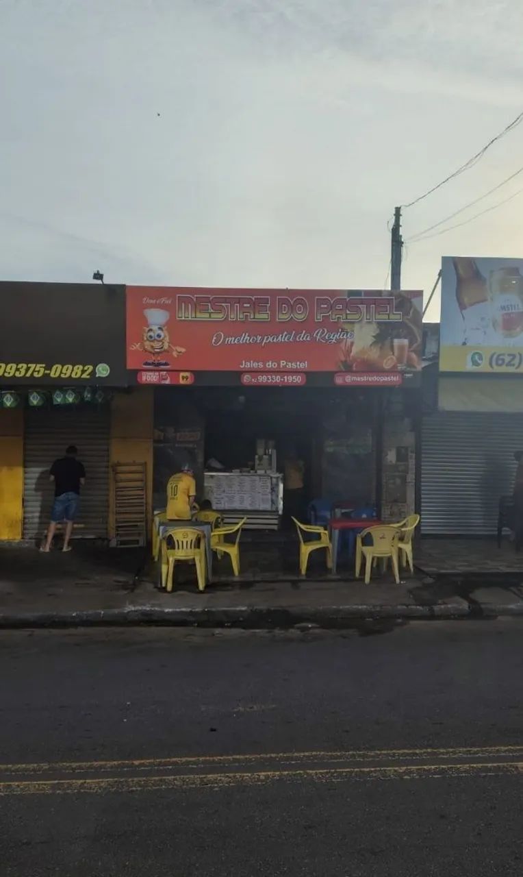 Vende-se pastelaria 