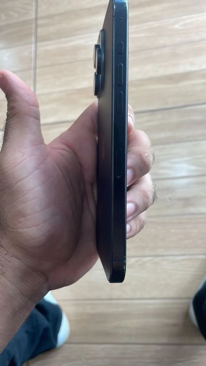 iPhone 15 pro Max 256 - Foto 4