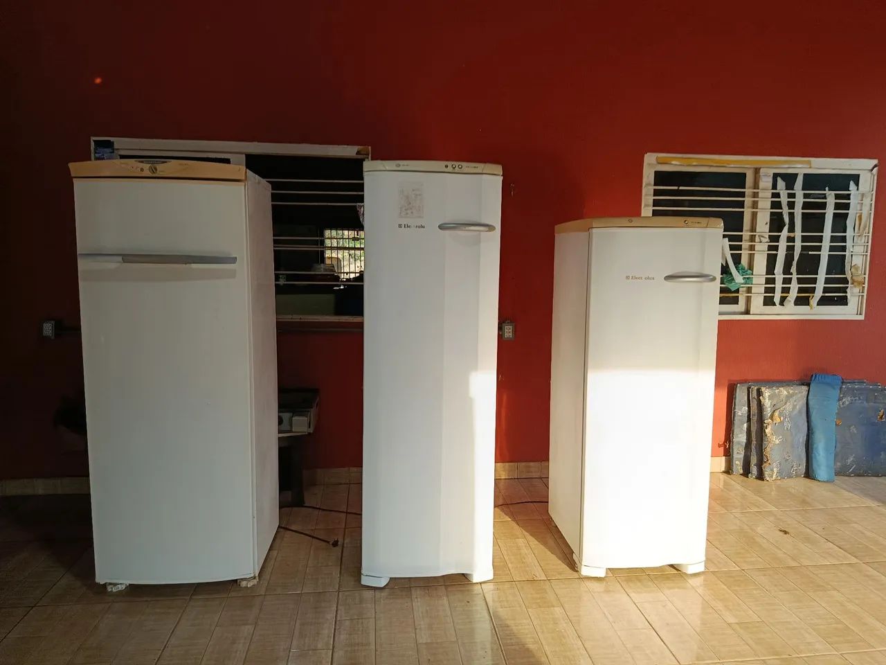 4 freezer vertical zap *