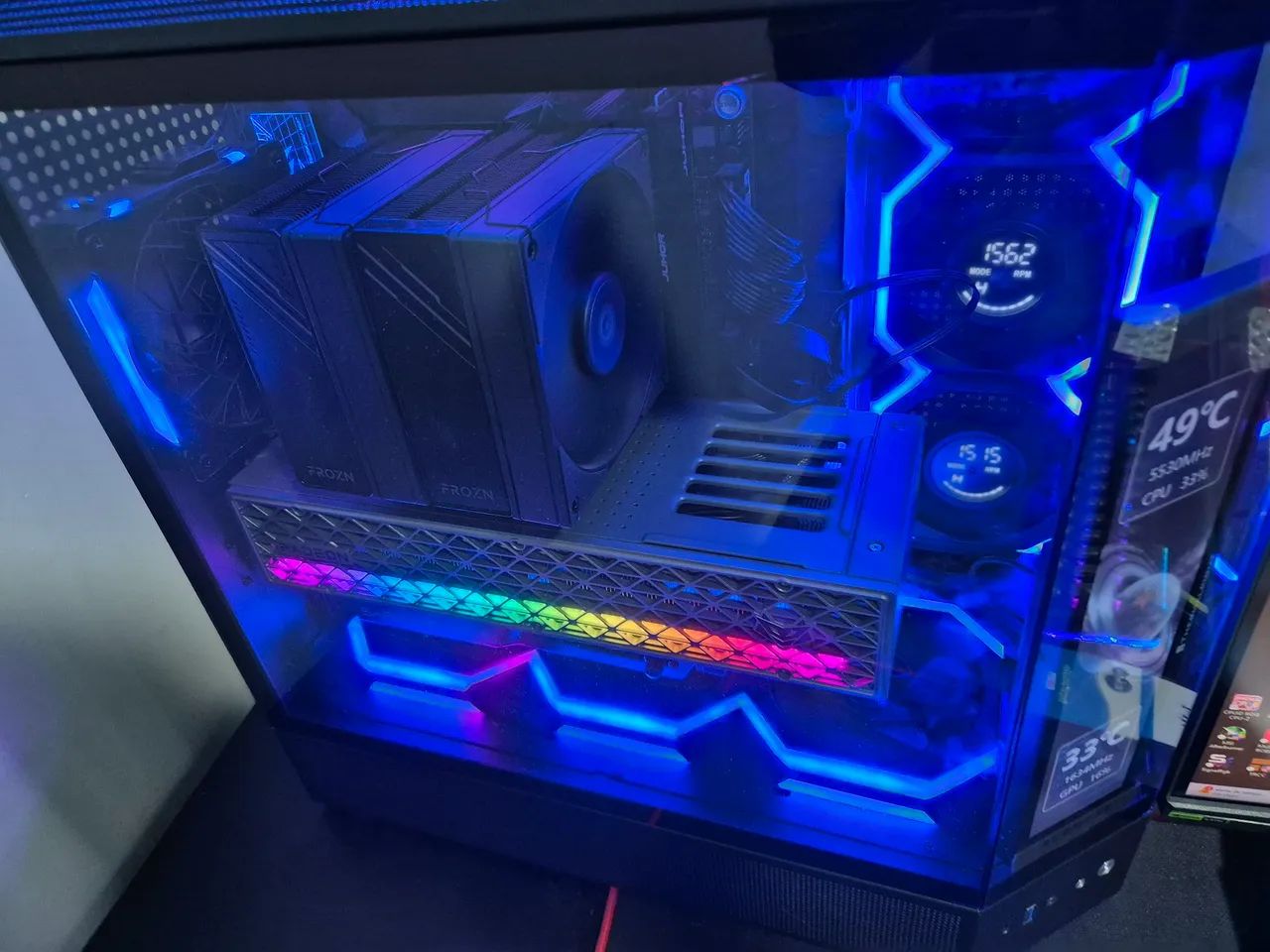 Rx 9070 xt Sapphire Nitro+ - Foto 3