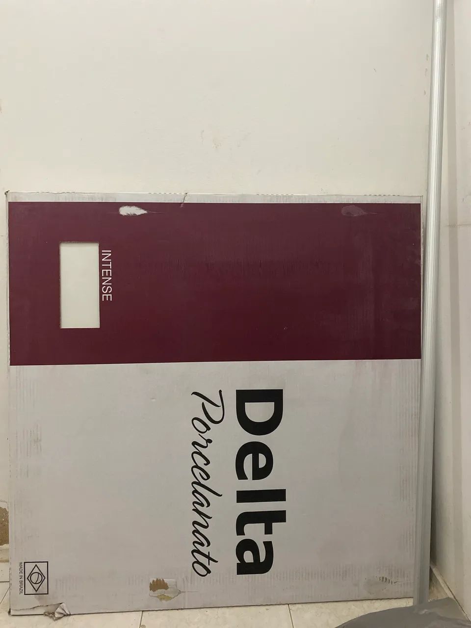 Porcelanato Delta 84x84 (1 caixa) Branco Polido Cotton (A caixa possui 2,80 m²) - Foto 2