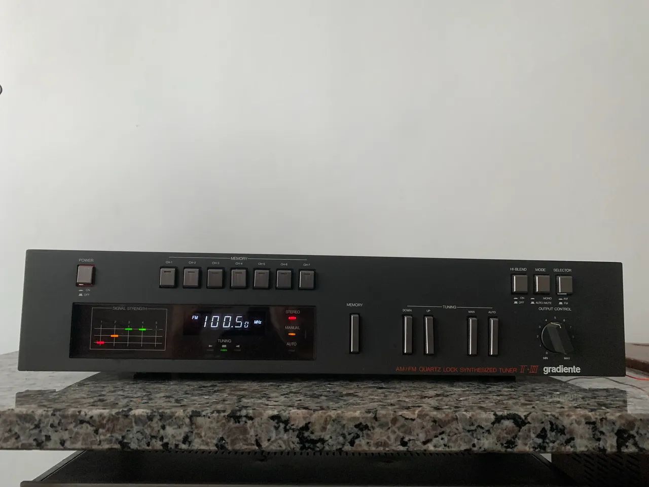 Gradiente T-2 ( Model 16 ) Tuner Sintonizador