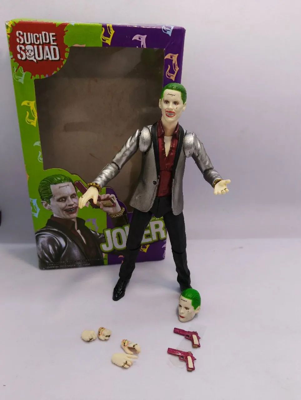 Boneco Articulado Vilão Dos Quadrinhos E Cinema - Coleção Premium (Novo) 15 cm