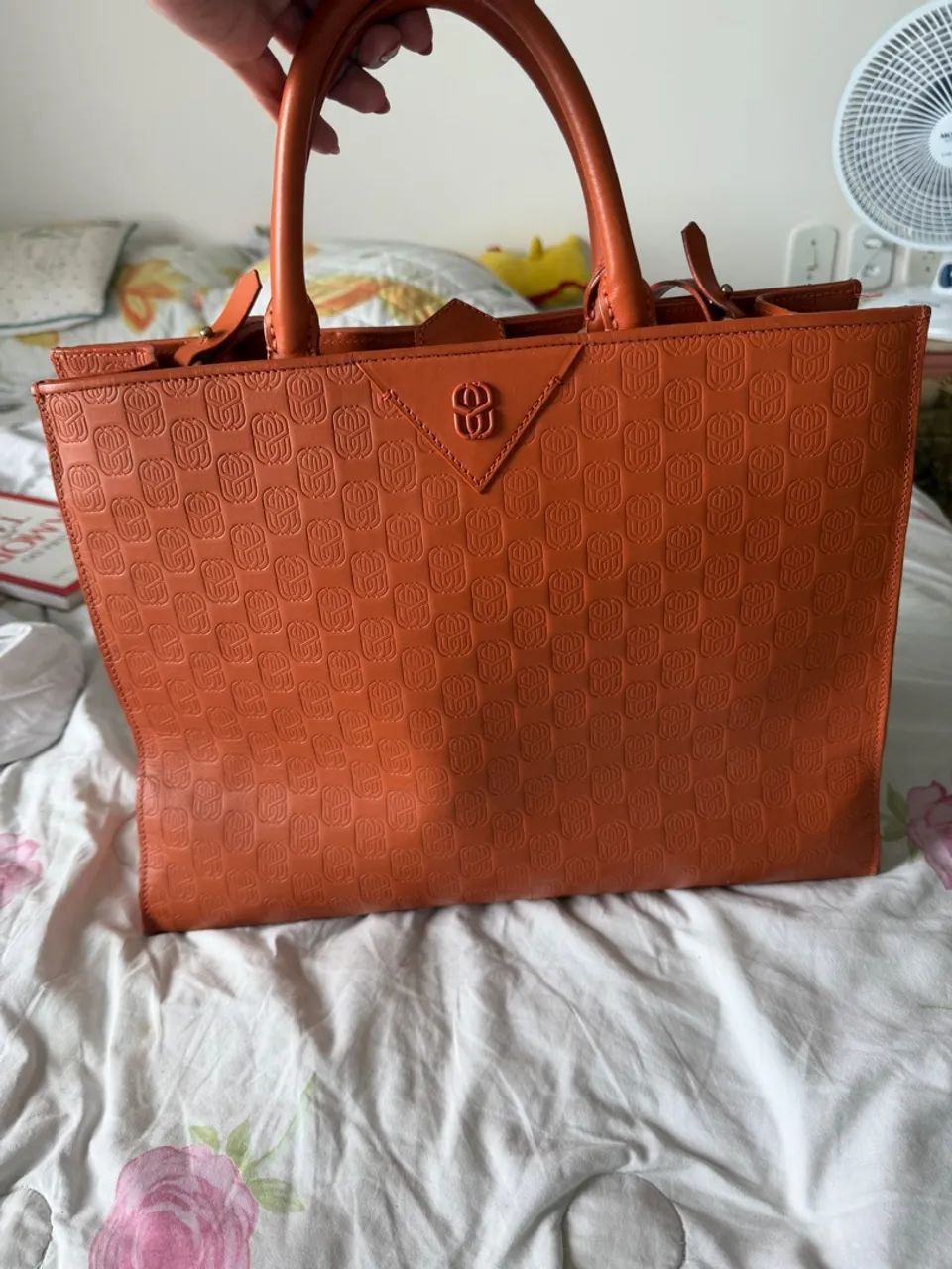 Bolsa laranja Schutz  - Foto 3