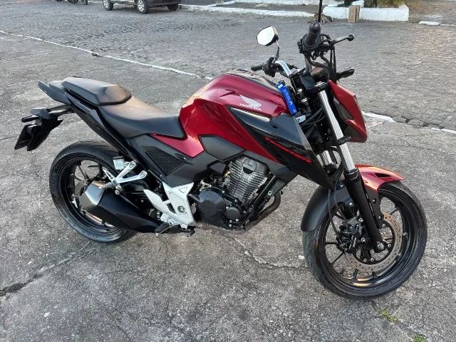 Vendo cb 300f 2025 - Foto 4