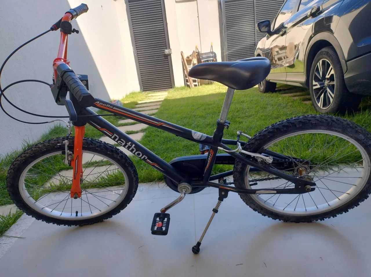 Bicicleta infantil Apollo Nathor aro 20 - usada  - Foto 2