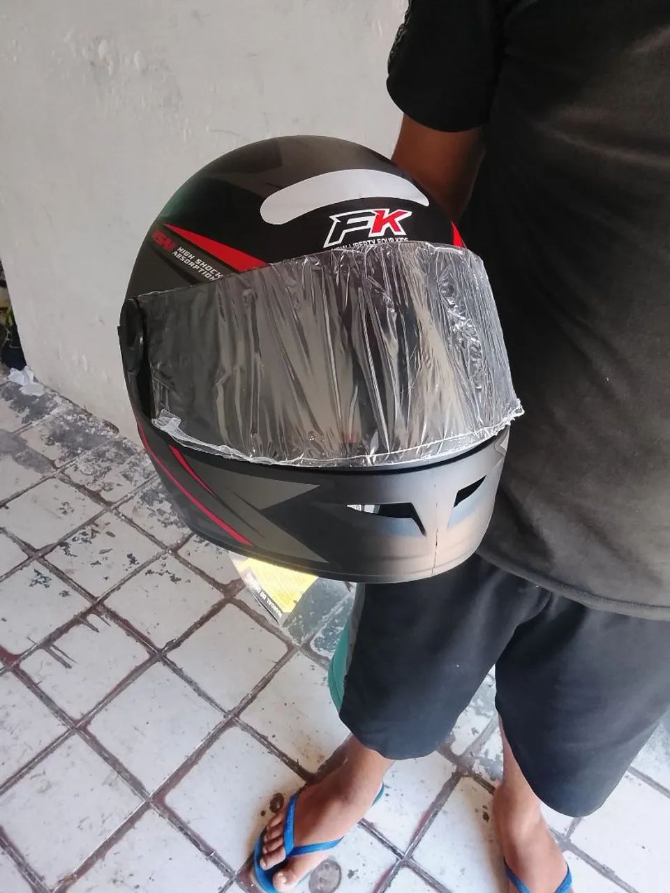 Vendo capacete novo  - Foto 2