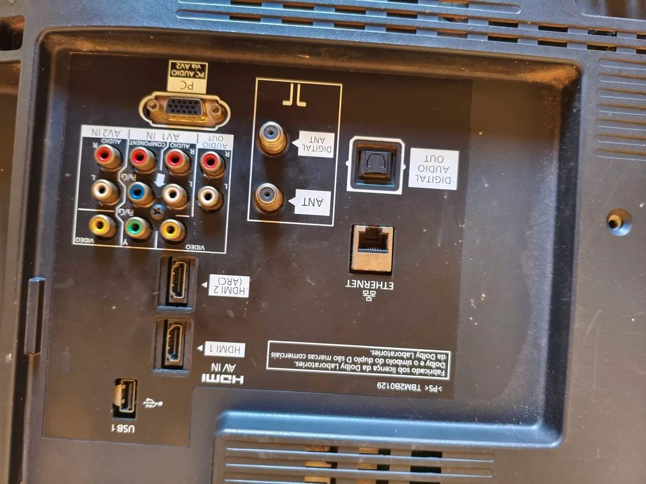 TV 32" Panasonic com controle remoto. - Foto 4