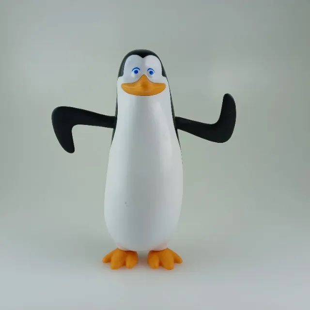 Boneco Pinguim Madagascar (cód 790)