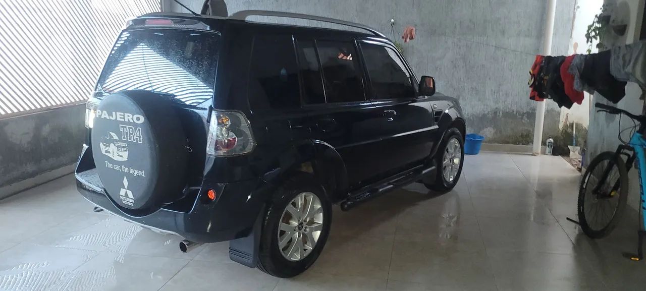 Mitsubishi Pajero 2011