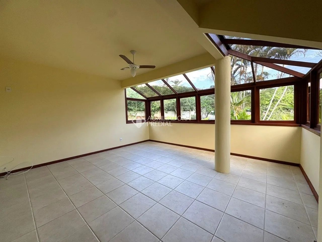 Casa em Condomínio no Rio Tavares - Foto 4