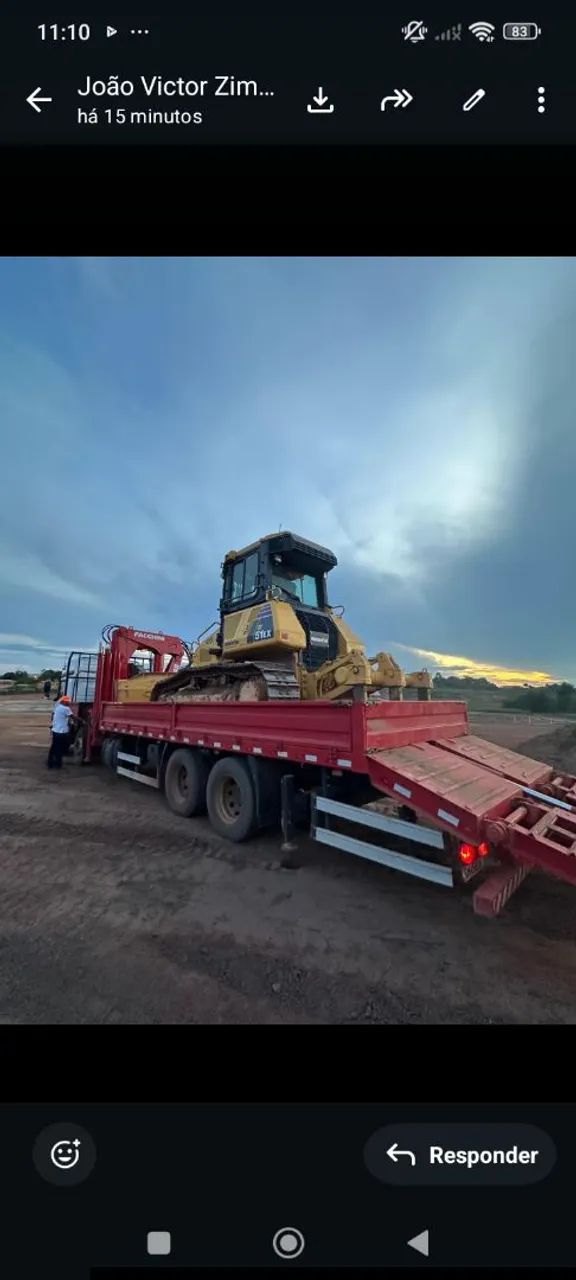 Munck 22,5 ton com carroceria com rampa hidraulica  - Foto 2